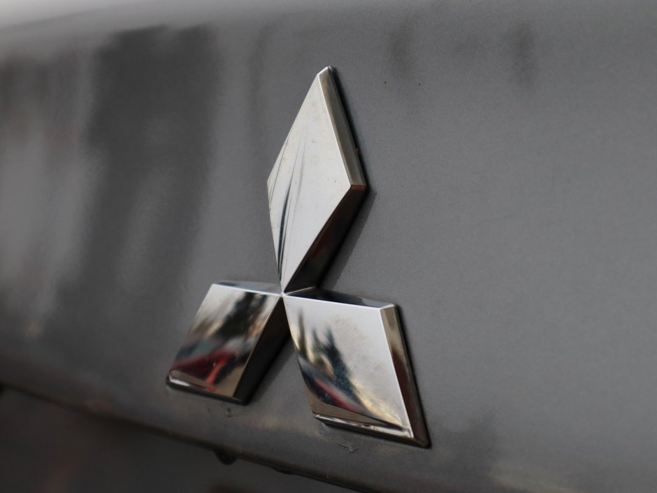 2020 Mitsubishi RVR SE IN SILVER EQUIPPED WITH A 2.4L I4 , AWD , CVT AUTO , CLOTH HEATED SEATS , BACKUP CAM , AC , CRUISE , SW CONTROLS , APPLE CARP-11