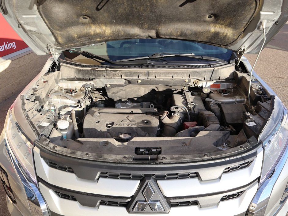 2021 Mitsubishi RVR ES IN SILVER EQUIPPED WITH A 2.0L I4 , 4WD , CVT AUTO , CLOTH HEATED SEATS , BACKUP CAM , AC , CRUISE , 4 SPEAKER AUDIO , TIPTRO-25