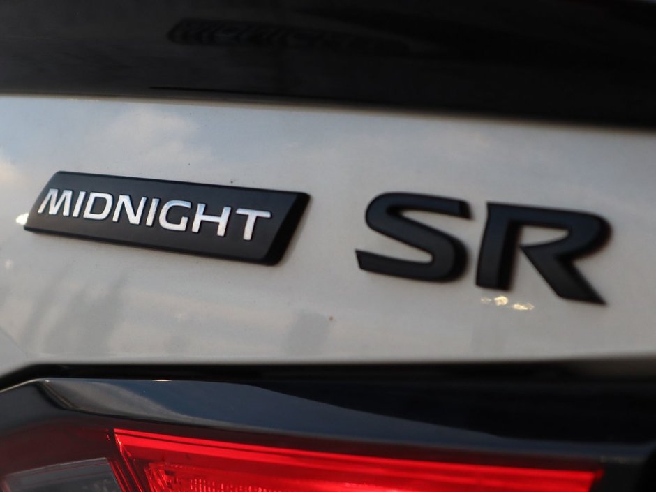 2022 Nissan Altima SR MIDNIGHT EDITION IN WHITE EQUIPPED WITH A 2.5L I4 , AWD , CVT AUTO , BLACK RIMS , PWR SUNROOF , DUAL EXHAUST , LEATHER HEATED-13