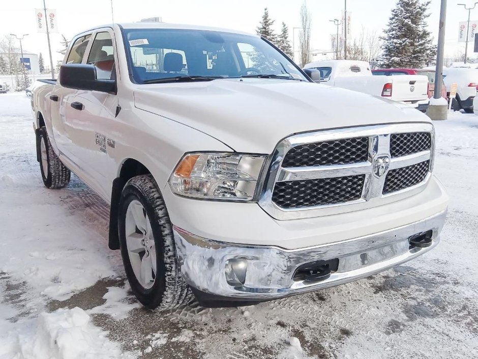 2023 Ram 1500 Classic TRADESMAN, 5.7L HEMI V8, REVERSE CAMERA, PROTECTION GROUP, BLOCK HEATER, CLASS IV HITCH RECEIVER-25