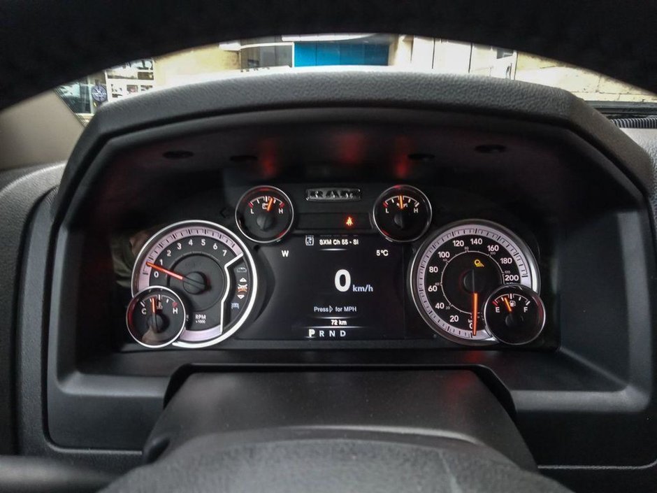 2023 Ram 1500 Classic SLT BLACK APPEARANCE, HEATED SEATS AND WHEEL, LUXURY GROUP-13