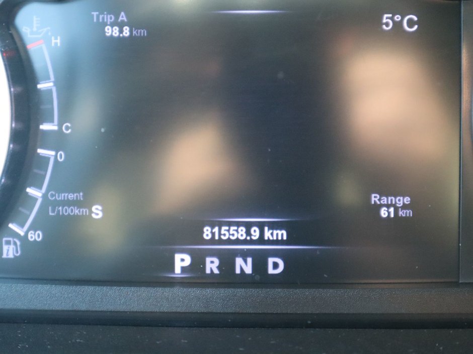 2017 Ram 1500 BIG HORN IN RED PEARL EQUIPPED WITH A 5.7L HEMI V8 , 4X4 , 8SPD TF AUTO , DUAL ZONE AC , 121L TANK , BACKUP CAM , PARK SENSE , R-25