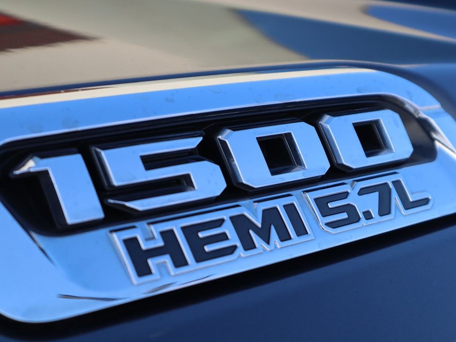 2020 Ram 1500 BIG HORN IN GRANITE METALLIC EQUIPPED WITH A 5.7L HEMI V8 , 4X4 , 8SPD AUTO , BIG HORN LVL 1 , OFF ROAD GROUP , PWR DRIVER SEAT-10