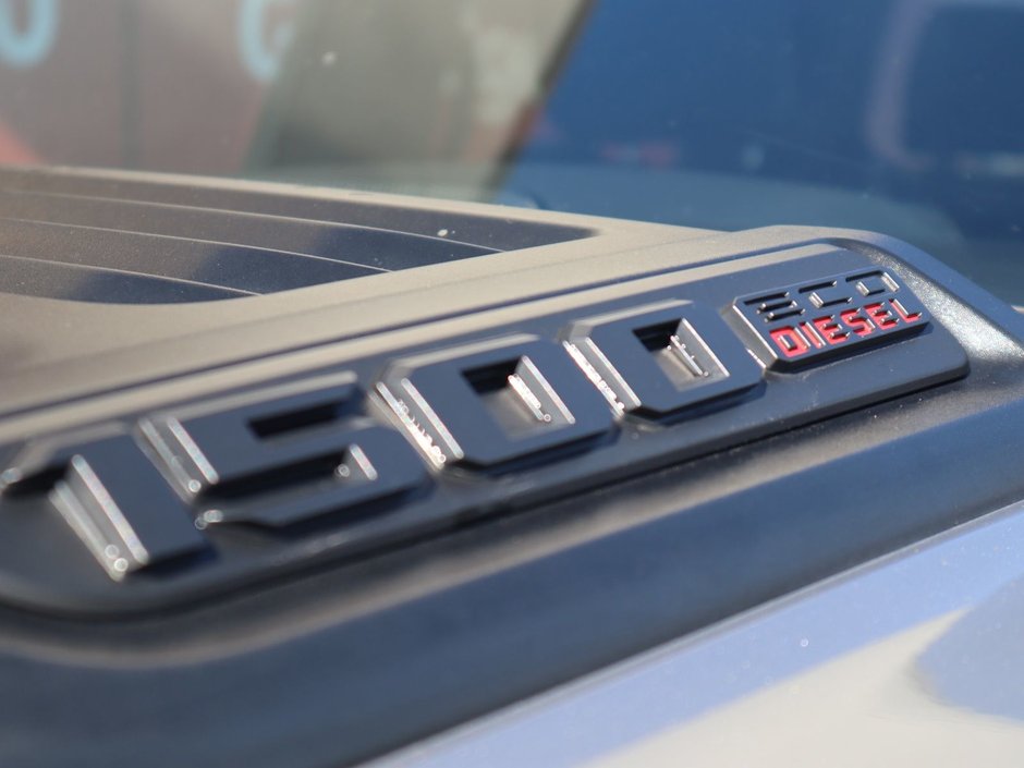 2021 Ram 1500 REBEL IN BILLET SILVER EQUIPPED WITH A 3.0L TURBO DIESEL V6 , 8SPD AUTO , 4X4 , LVL 1 EQUIPMENT GROUP , COLD WEATHER GROUP , 8.4-11