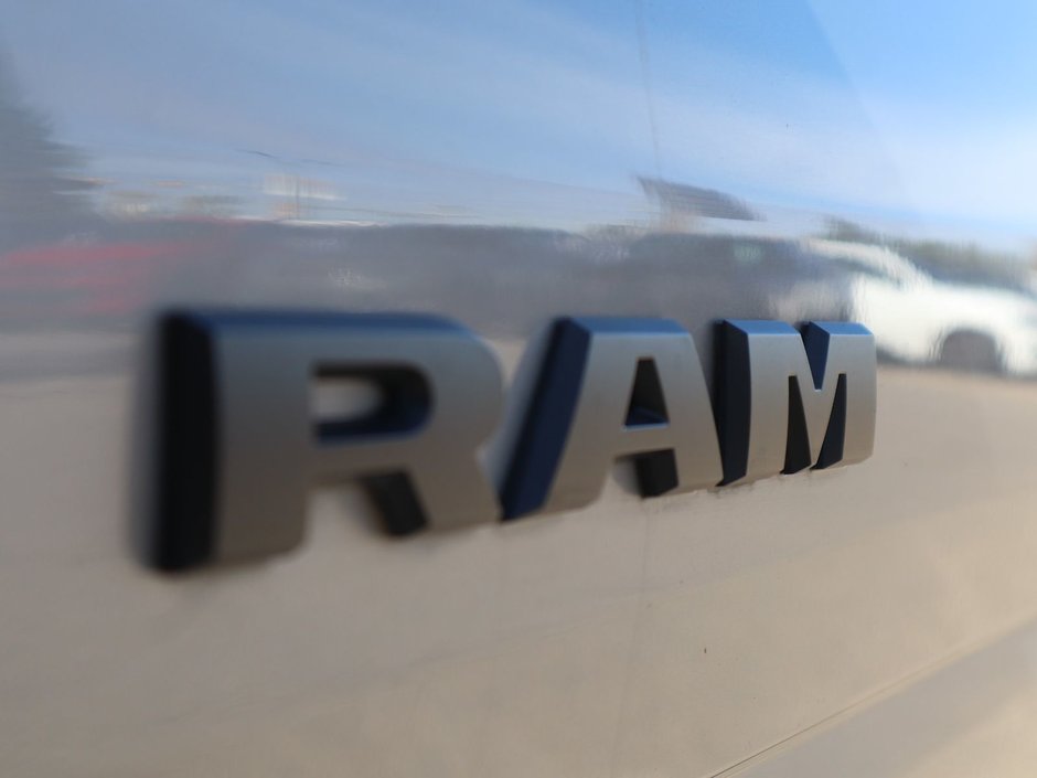 2021 Ram 1500 REBEL IN BILLET SILVER EQUIPPED WITH A 3.0L TURBO DIESEL V6 , 8SPD AUTO , 4X4 , LVL 1 EQUIPMENT GROUP , COLD WEATHER GROUP , 8.4-12