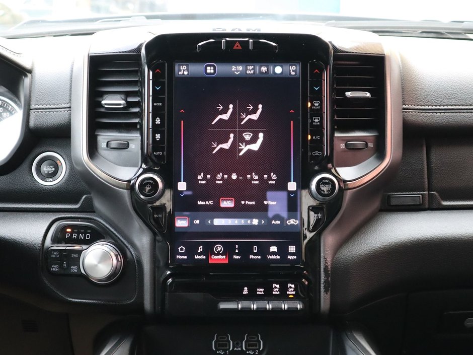 2022 Ram 1500 SPORT IN GRANITE METALLIC EQUIPPED WITH A 5.7L HEMI V8 , 4X4 , 8SPD AUTO , SPORT HOOD , SIDE STEPS , TRI FOLD TONNEAU , LVL 2 EQ-25