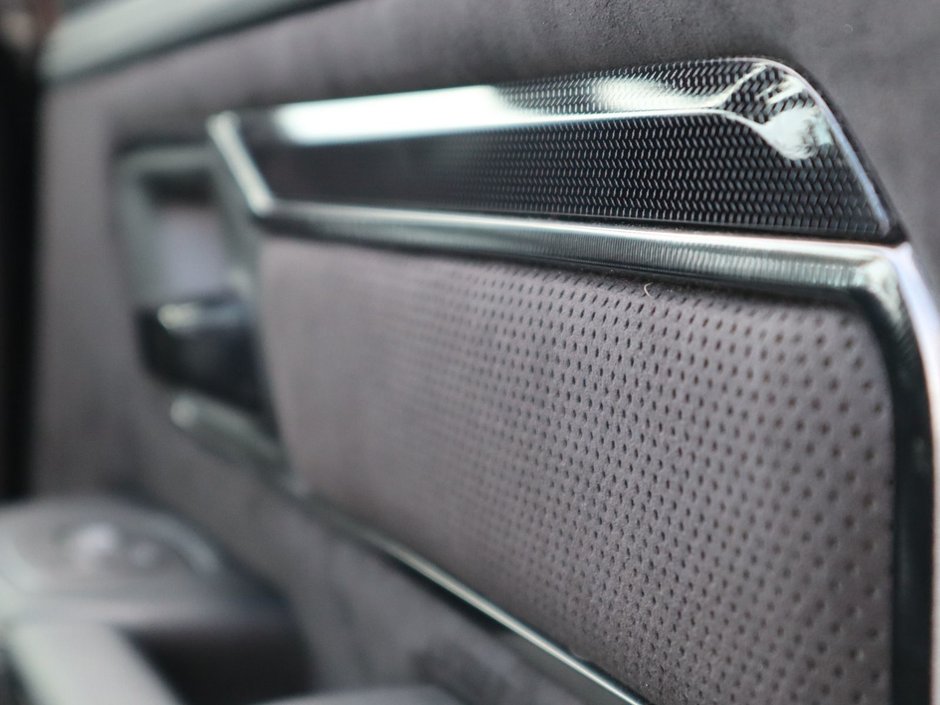 2022 Ram 1500 TRX IN DIAMOND BLACK EQUIPPED WITH A 6.2L SUPERCHARGED V8 , 4X4 , 8SPD TF AUTO , PANORAMIC SUNROOF , TRX LVL 1 , LOCKING REAR AX-23