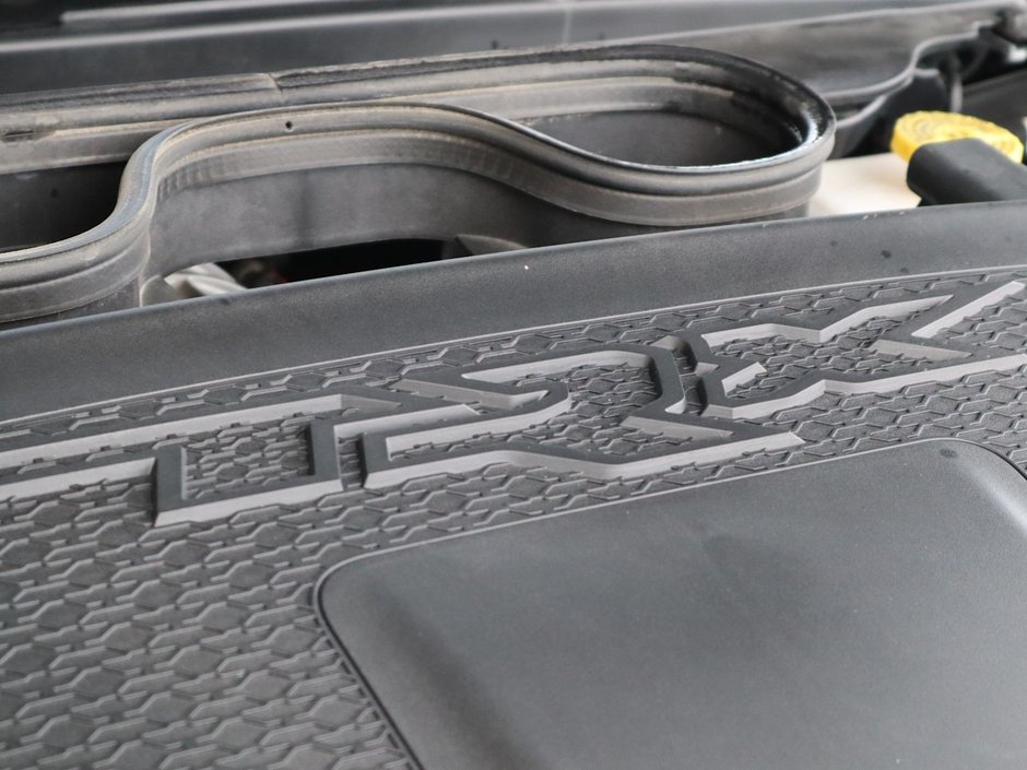 2022 Ram 1500 TRX IN DIAMOND BLACK EQUIPPED WITH A 6.2L SUPERCHARGED V8 , 4X4 , 8SPD TF AUTO , PANORAMIC SUNROOF , TRX LVL 1 , LOCKING REAR AX-35