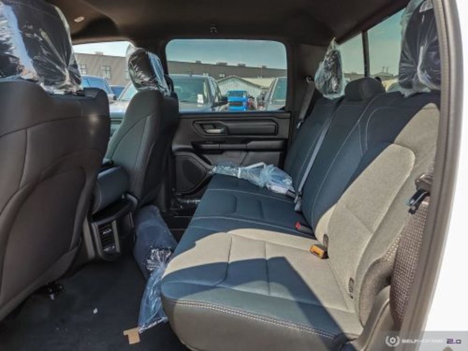 2023 Ram 1500 TRADESMAN IN BRIGHT WHITE EQUIPPED WITH A 5.7L HEMI V8 W/ETORQUE , 4X4 , 8SPD AUTO , TRADESMAN LVL 1 , 3.92 REAR AXLE RATIO , AN-20