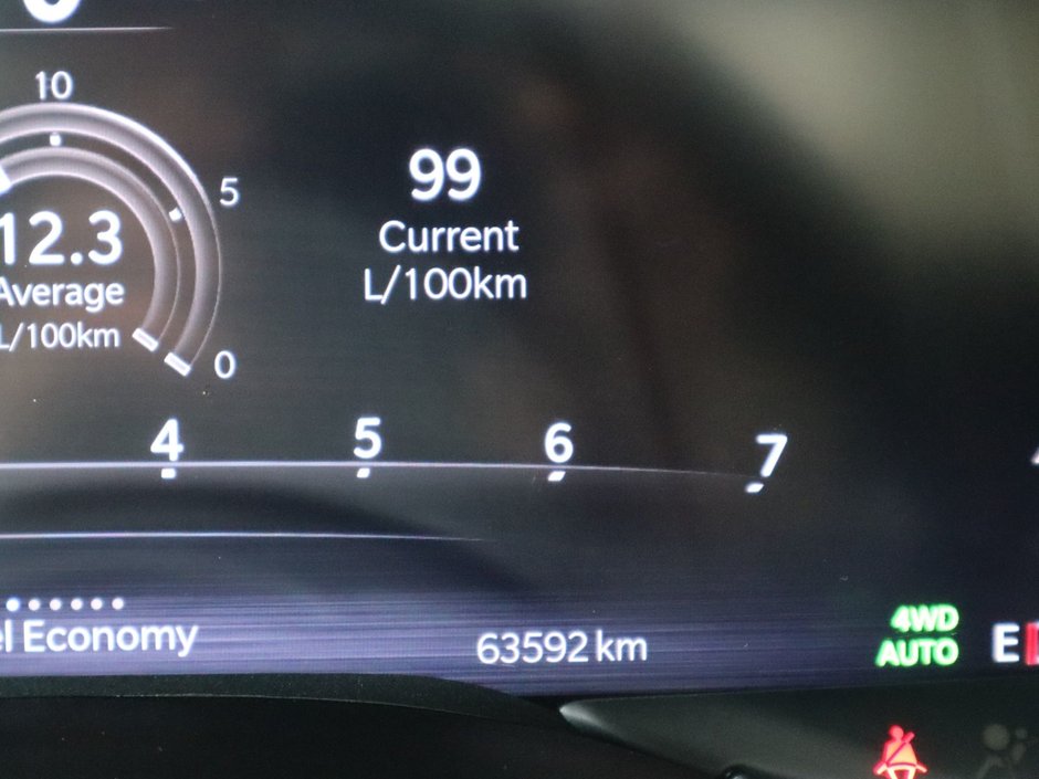 2023 Ram 1500 LARAMIE NIGHT EDITION IN BRIGHT WHITE EQUIPPED WITH A 5.7L HEMI V8 W/ETORQUE , 4X4 , 8SPD AUTO , 125L TANK , PWR RUNNING BOARDS-30