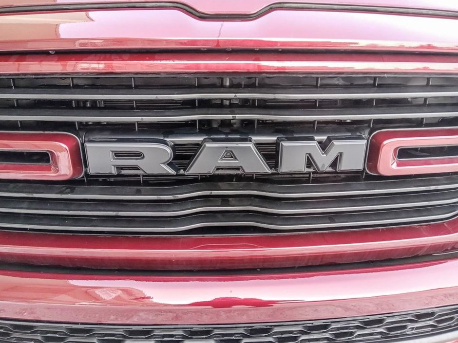 2024 Ram 1500 SPORT, 5.7L HEMI V8 W/ETORQUE, CLASS IV HITCH RECEIVER , 22INCH ALUMINIUM RIMS , SPORT HOOD , ANTI SPIN DIFF REAR AXLE , 3.92 RE-8