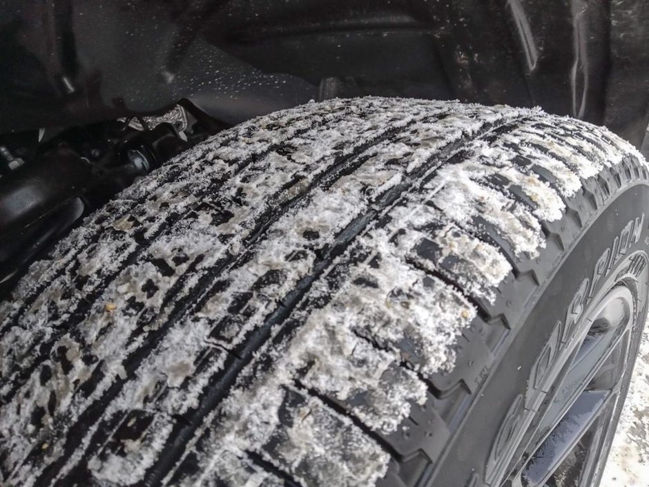 2024 Ram 1500 SPORT, 5.7L HEMI V8 W/ETORQUE, CLASS IV HITCH RECEIVER , 22INCH ALUMINIUM RIMS , SPORT HOOD , ANTI SPIN DIFF REAR AXLE , 3.92 RE-6