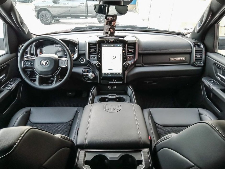 2024 Ram 1500 SPORT, 5.7L HEMI V8 W/ETORQUE, CLASS IV HITCH RECEIVER , 22INCH ALUMINIUM RIMS , SPORT HOOD , ANTI SPIN DIFF REAR AXLE , 3.92 RE-22