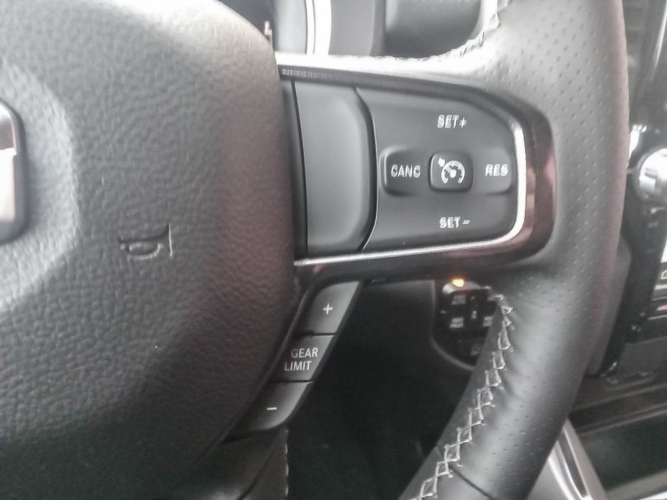 2024 Ram 1500 SPORT, 5.7L HEMI V8 W/ ETORQUE, CLASS IV HITCH RECEIVER, REVERSE CAMERA, FORWARD COLLISION WARNING-14