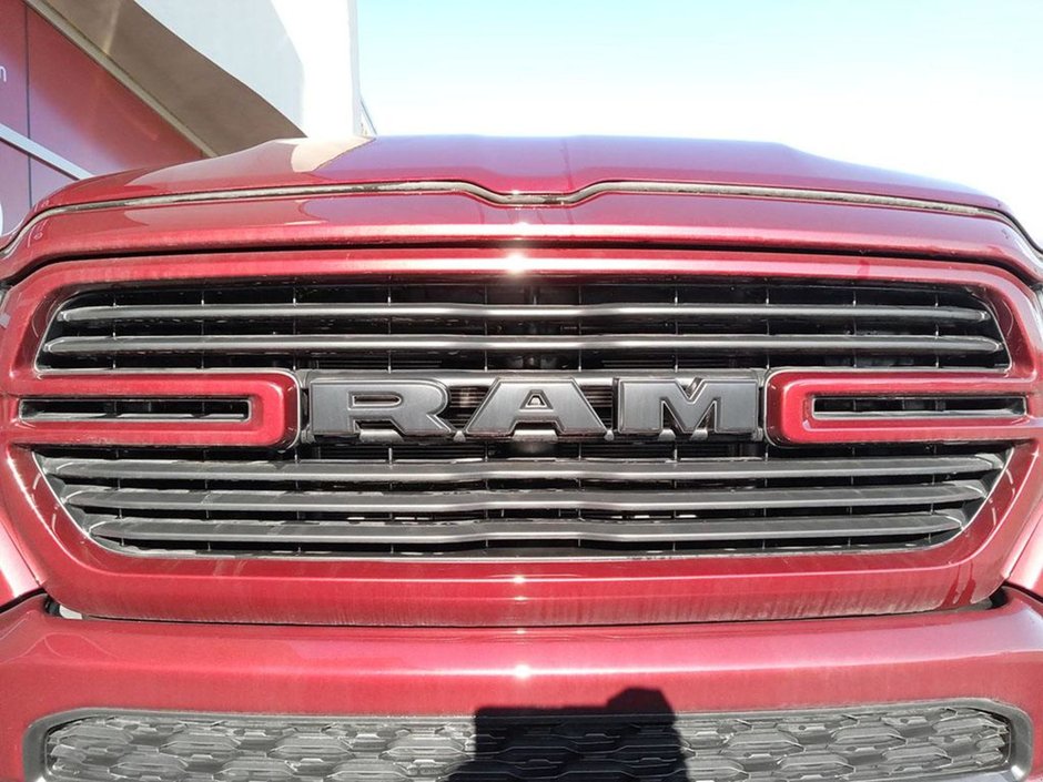 2024 Ram 1500 SPORT, 5.7L HEMI V8 W/ ETORQUE, CLASS IV HITCH RECEIVER, REVERSE CAMERA, FORWARD COLLISION WARNING-10