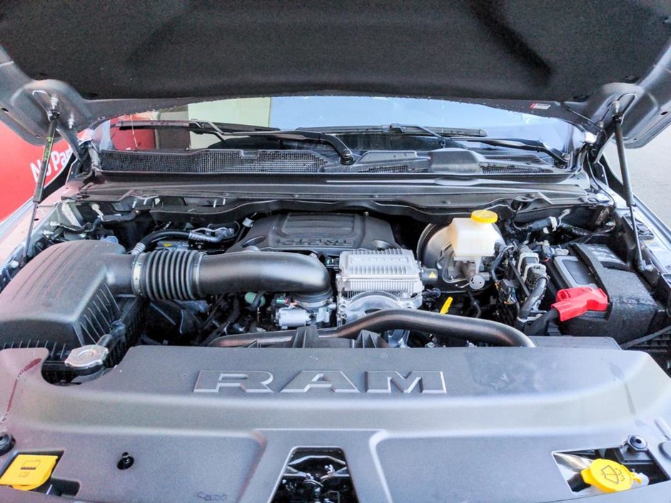 2024 Ram 1500 SPORT, 5.7L HEMI V8 W/ eTORQUE, CLASS IV HITCH RECEIVER, REVERSE CAMERA-9