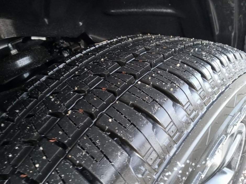 2024 Ram 1500 SPORT, 5.7L HEMI V8 W/ ETORQUE, CLASS IV HITCH RECEIVER, REVERSE CAMERA, FORWARD COLLISION WARNING-6