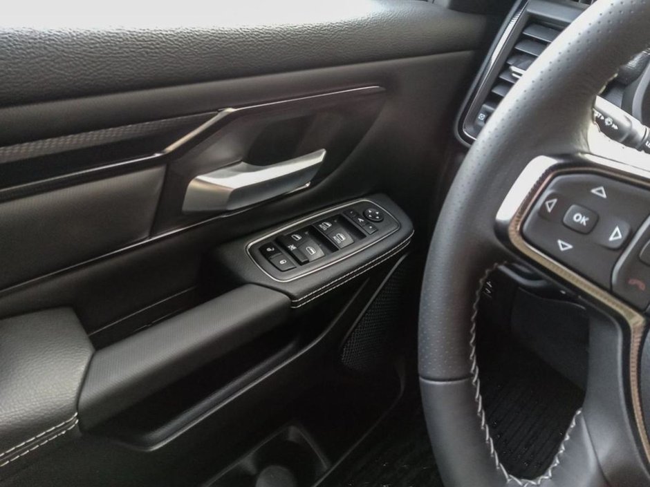 2024 Ram 1500 SPORT, 5.7L HEMI V8 W/ ETORQUE, CLASS IV HITCH RECEIVER, REVERSE CAMERA, FORWARD COLLISION WARNING-15