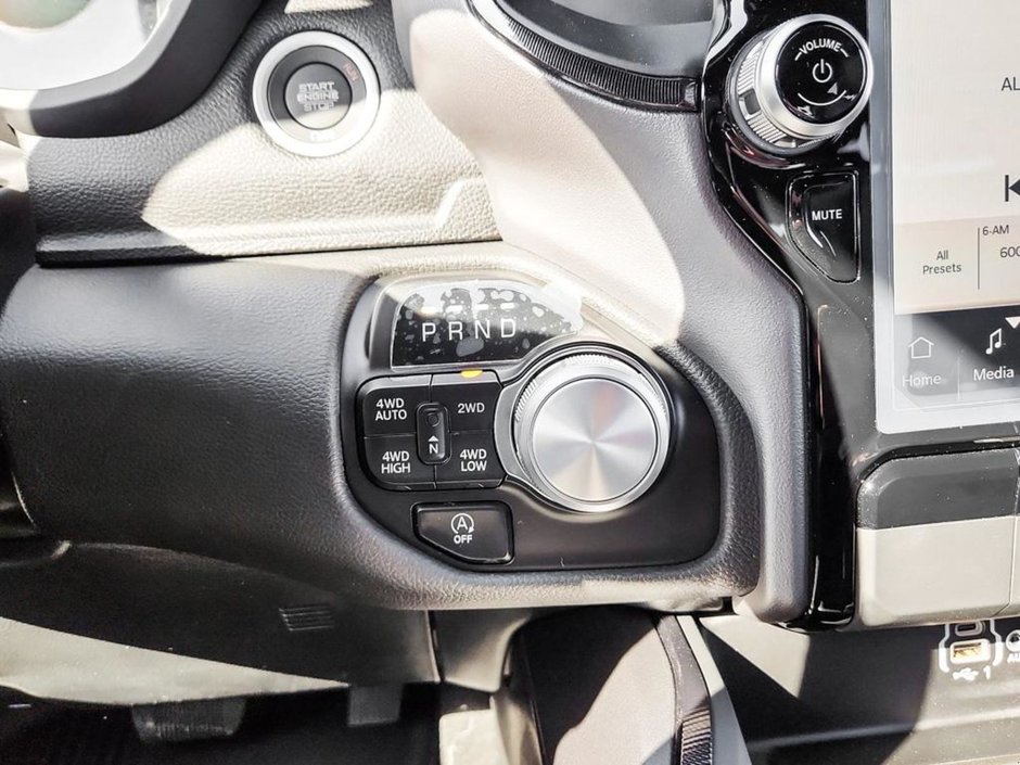 2024 Ram 1500 DEMO SPECIAL!!!! - 5.7L HEMI V8, 8 SPD AUTO, BRAKE ASSIST, HILL START ASSIST, TRACTON CONTROL, TRAILER SWAY CONTROL, RAIN BRAKE-21