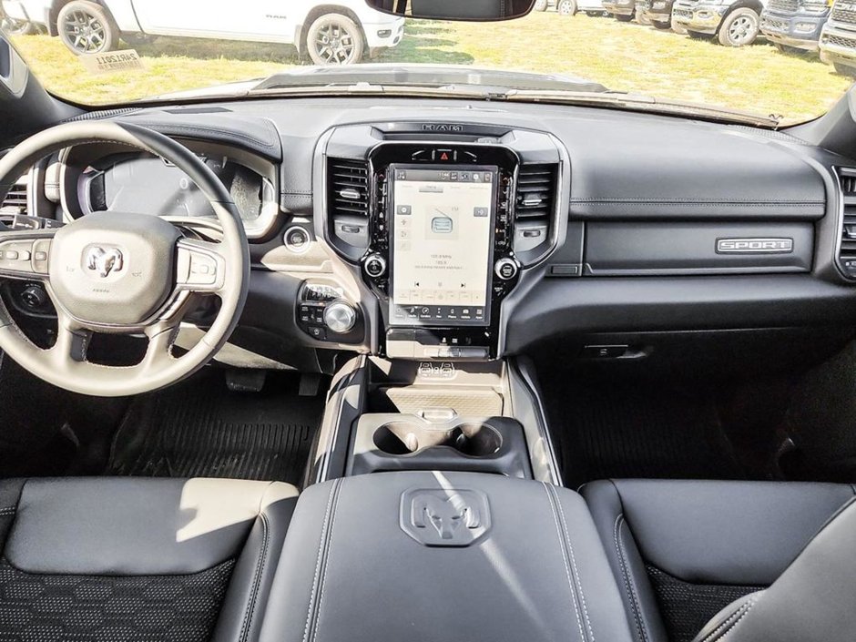 2024 Ram 1500 DEMO SPECIAL!!!! - 5.7L HEMI V8, 8 SPD AUTO, BRAKE ASSIST, HILL START ASSIST, TRACTON CONTROL, TRAILER SWAY CONTROL, RAIN BRAKE-19