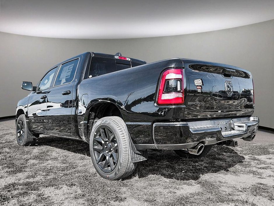 2024 Ram 1500 DEMO SPECIAL!!!! - 5.7L HEMI V8, 8 SPD AUTO, BRAKE ASSIST, HILL START ASSIST, TRACTON CONTROL, TRAILER SWAY CONTROL, RAIN BRAKE-3