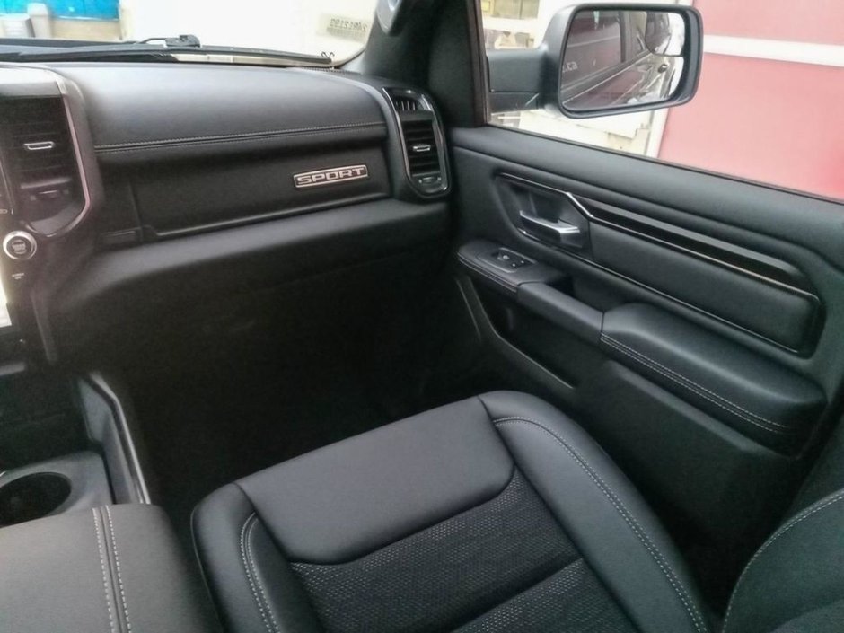 2024 Ram 1500 Sport-23