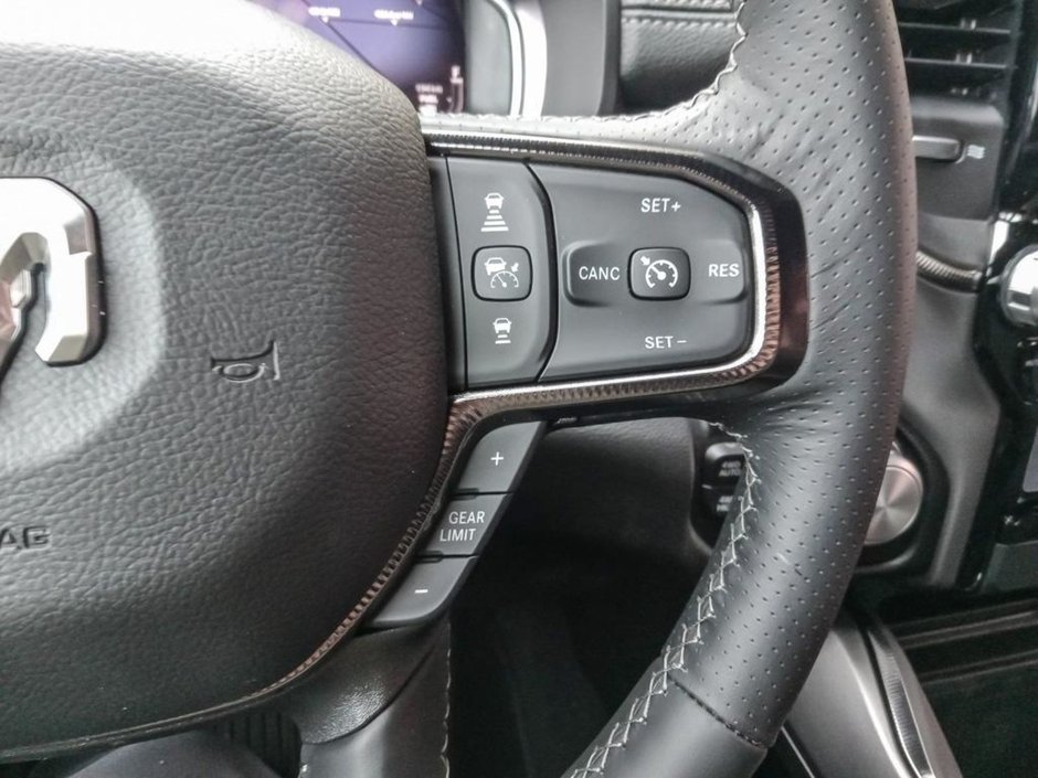 2024 Ram 1500 SPORT NIGHT EDITION IN BILLET SILVER EQUIPPED WITH A 5.7L HEMI V8 W/ETORQUE , 4X4 , 8SPD AUTO , BSM/RCPD , 125L TANK , SPORT HOO-14