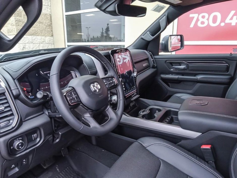 2024 Ram 1500 SPORT NIGHT EDITION IN BILLET SILVER EQUIPPED WITH A 5.7L HEMI V8 W/ETORQUE , 4X4 , 8SPD AUTO , BSM/RCPD , 125L TANK , SPORT HOO-11