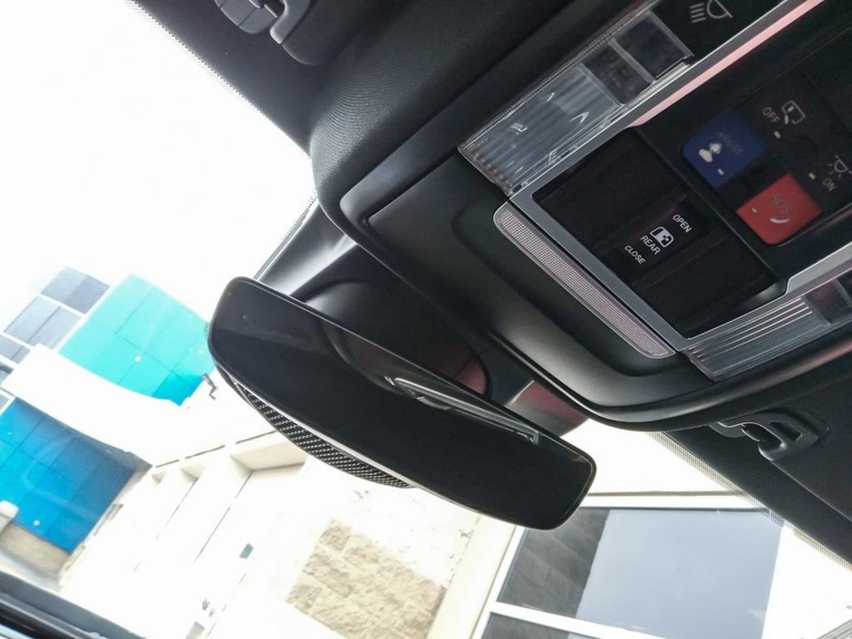 2024 Ram 1500 SPORT NIGHT EDITION IN BILLET SILVER EQUIPPED WITH A 5.7L HEMI V8 W/ETORQUE , 4X4 , 8SPD AUTO , BSM/RCPD , 125L TANK , SPORT HOO-19