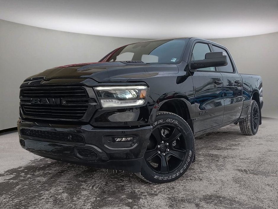 2024 Ram 1500 SPORT IN DIAMOND BLACK EQUIPPED WITH A 5.7L HEMI V8 W/ETORQUE , 4X4 , 8SPD AUTO , 125L TANK , SPORT HOOD , PANORAMIC SUNROOF , R-0