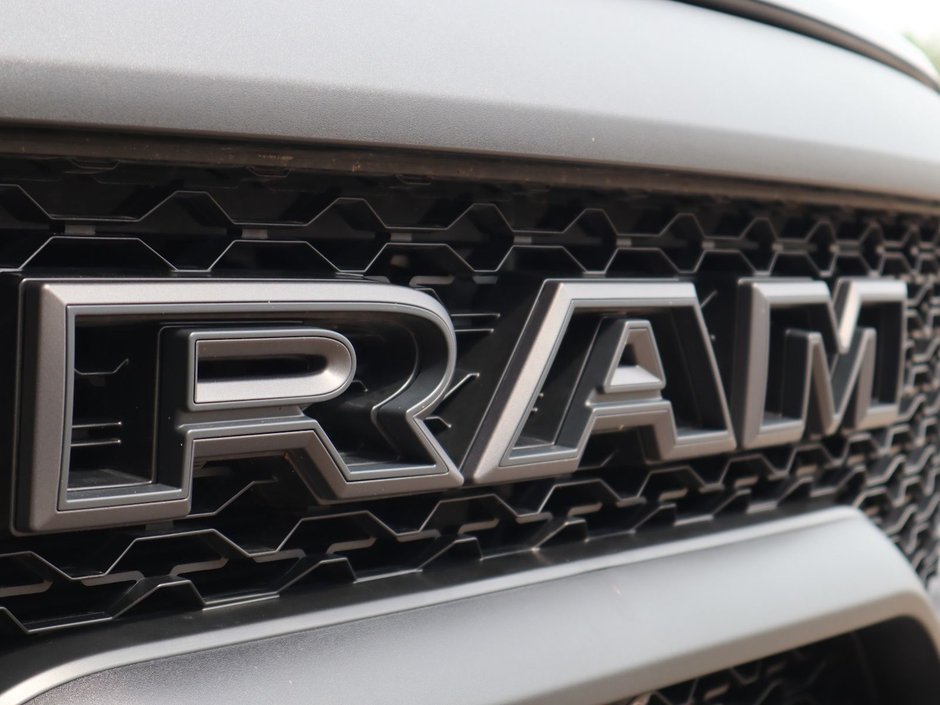 2024 Ram 1500 TRX FINAL EDITION IN DIAMOND BLACK EQUIPPED WITH A 6.2L SUPERCHARGED SRT V8 , 4X4 , 8SPD TF AUTO , PERF SHOCK ABSORBERS , ADAPTI-2