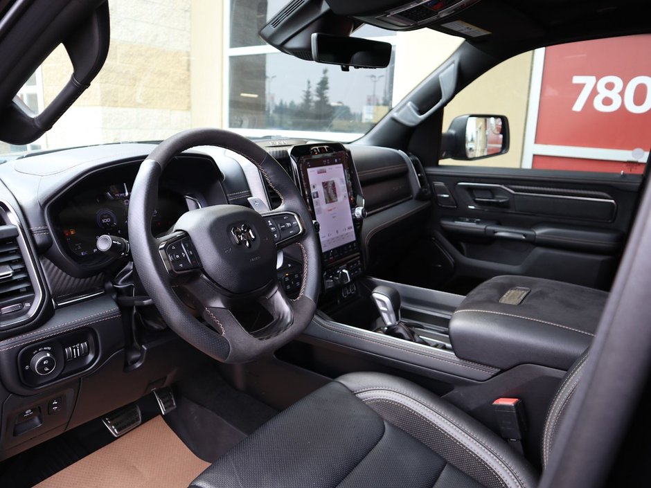 2024 Ram 1500 TRX FINAL EDITION IN DIAMOND BLACK EQUIPPED WITH A 6.2L SUPERCHARGED SRT V8 , 4X4 , 8SPD TF AUTO , PERF SHOCK ABSORBERS , ADAPTI-17