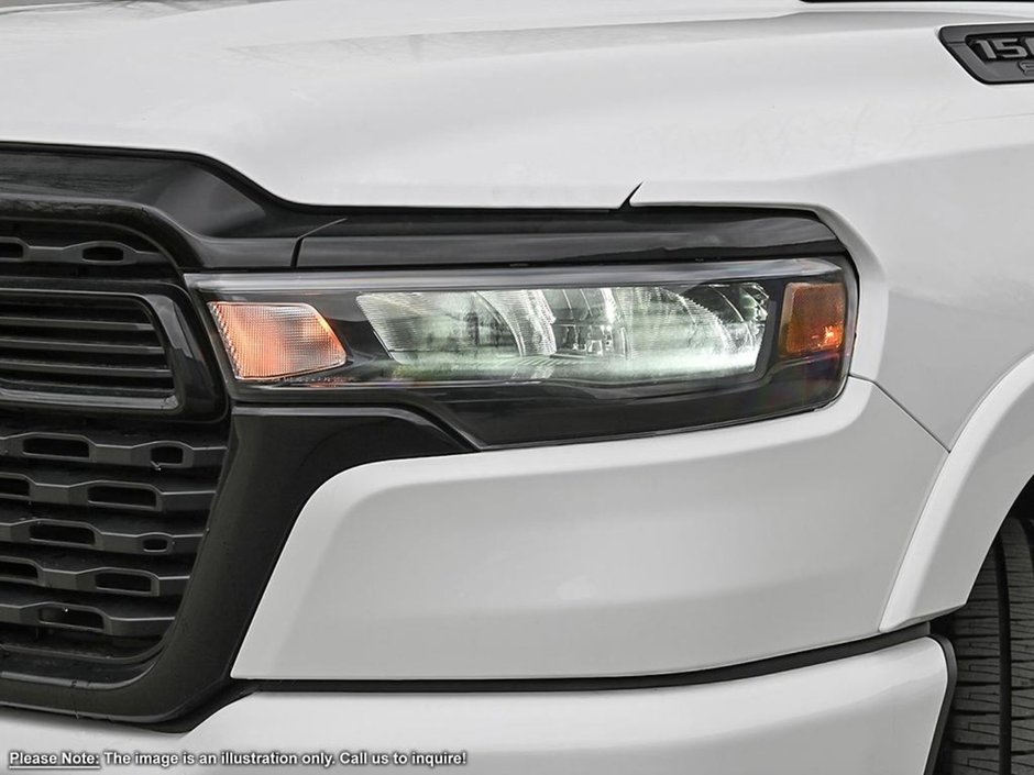 2025 Ram 1500 BIG HORN NIGHT EDITION IN BRIGHT WHITE EQUIPPED WITH A 3.0L HURRICANE TWIN TUBRO I6 , 4X4 , 8SPD AUTO , PANORAMIC SUNROOF , TONN-8