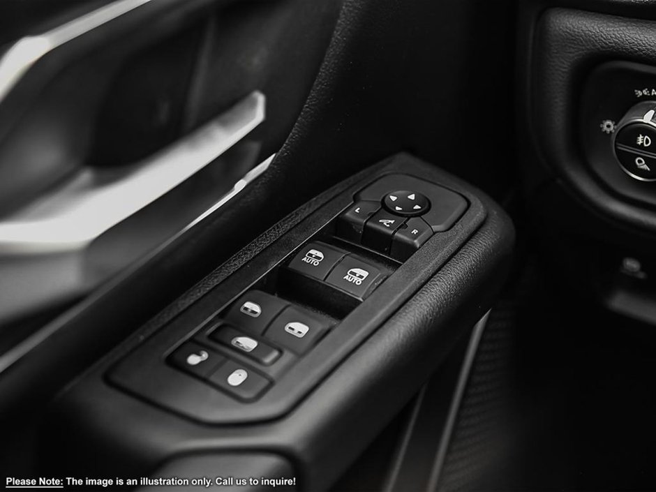 2025 Ram 1500 BIG HORN NIGHT EDITION IN BRIGHT WHITE EQUIPPED WITH A 3.0L HURRICANE TWIN TUBRO I6 , 4X4 , 8SPD AUTO , PANORAMIC SUNROOF , TONN-14