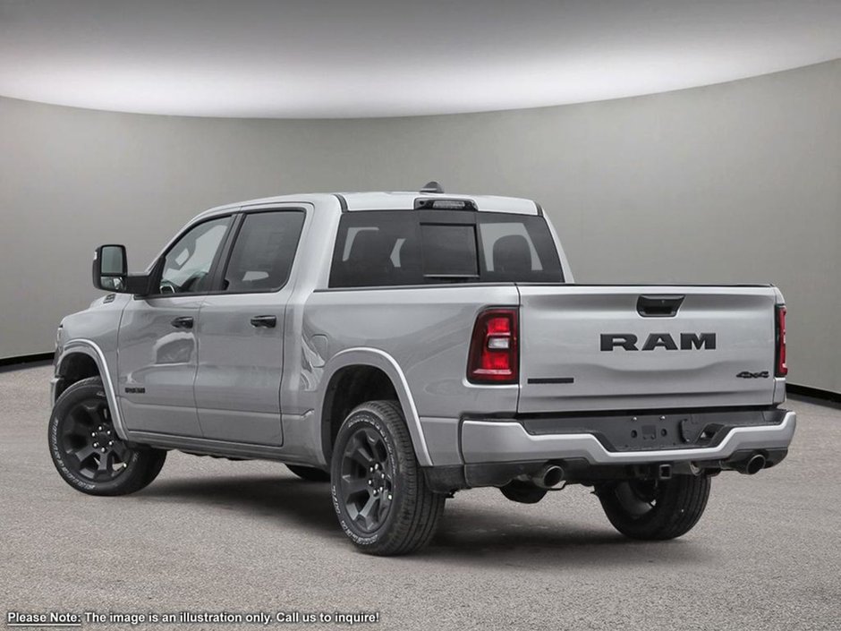 2025 Ram 1500 BIG HORN NIGHT EDITION IN BILLET SILVER EQUIPPED WITH A 3.0L TWIN TURBO HURRICANE I6 , 8SPD AUTO , 4X4 , TONNEAU COVER , 3.92 RE-3