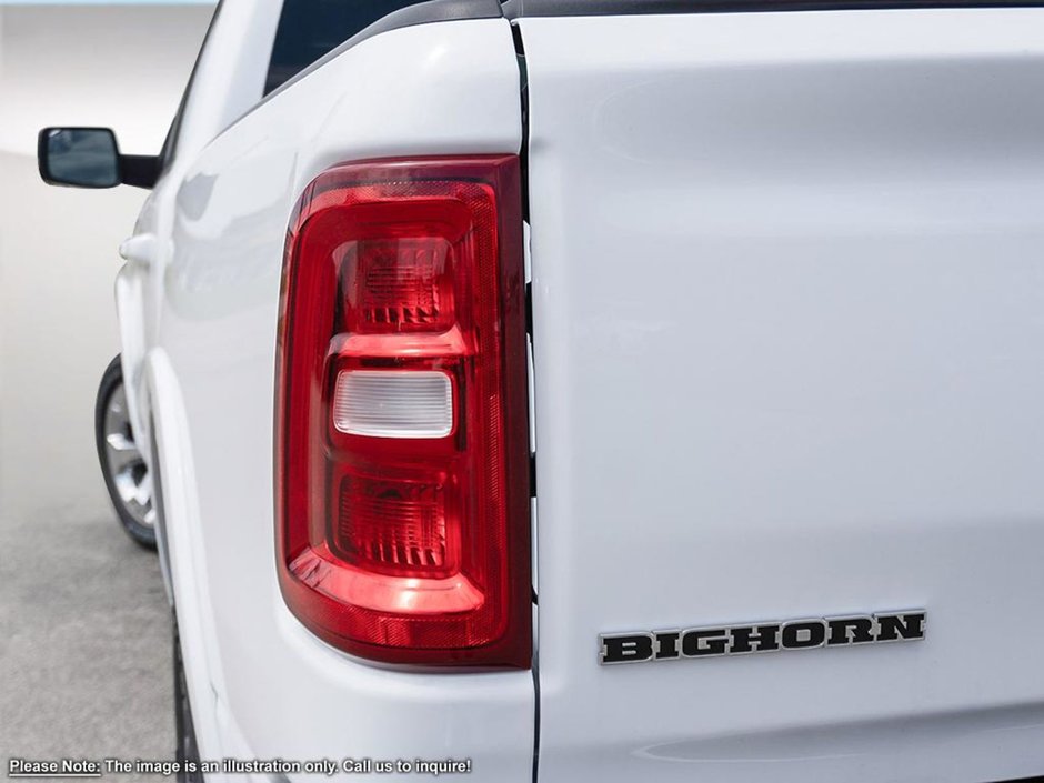 2025 Ram 1500 BIG HORN IN BRIGHT WHITE EQUIPPED WITH A 3.6L V6 W/ETORQUE , 4X4 , 8SPD AUTO , TRAILER BRAKE CONTROL , 20INCH RIMS , BIG HORN LV-9