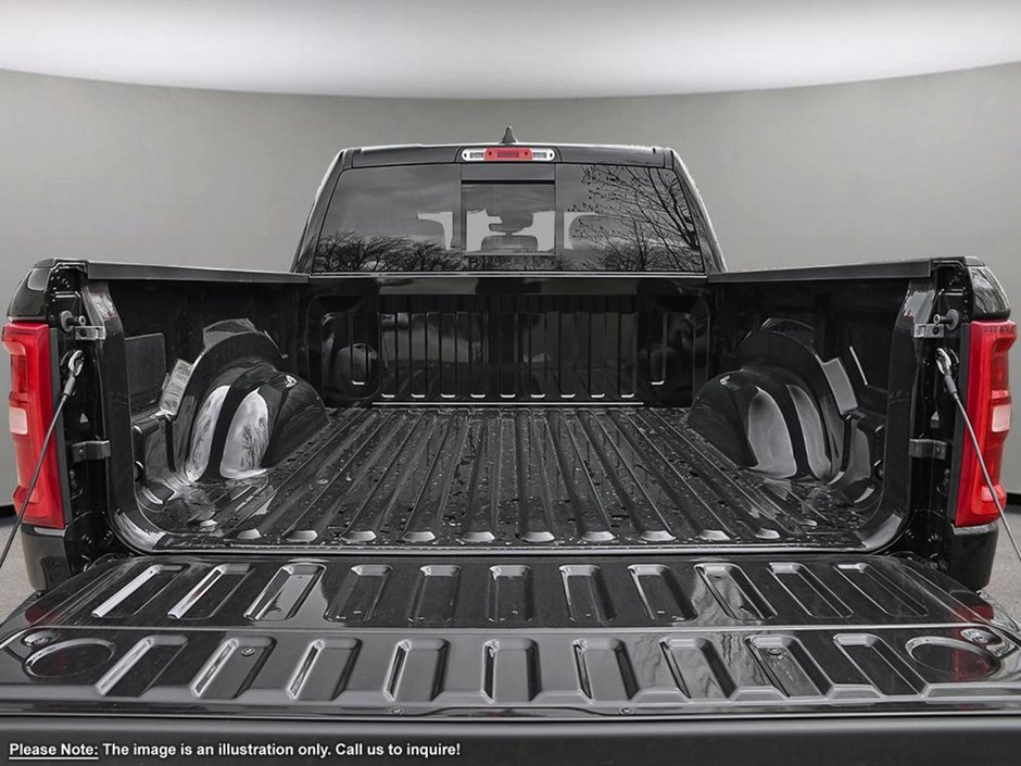 2025 Ram 1500 BIG HORN SPORT IN DIAMOND BLACK EQUIPPED WITH A 3.0L TWIN TURBO , 4X4 , 8SPD AUTO , PANORAMIC SUNROOF , 125L TANK , BIG HORN LVL-6