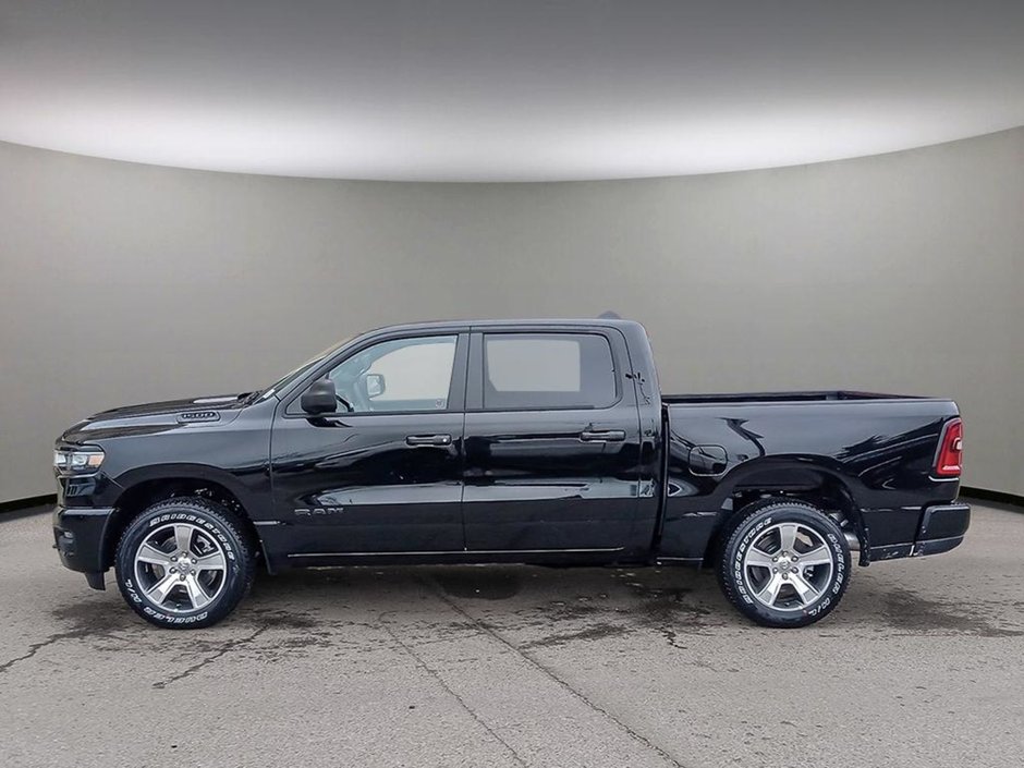2025 Ram 1500 TRADESMAN SPORT IN DIAMOND BLACK EQUIPPED WITH A 3.0L TWIN TURBO , 4X4 , 8SPD AUTO , TRADESMAN LVL 1 , SPORT APPEARANCE PCKG , P-2