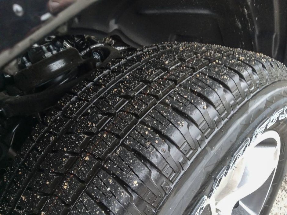 2025 Ram 1500 TRADESMAN SPORT IN DIAMOND BLACK EQUIPPED WITH A 3.0L TWIN TURBO , 4X4 , 8SPD AUTO , TRADESMAN LVL 1 , SPORT APPEARANCE PCKG , P-6