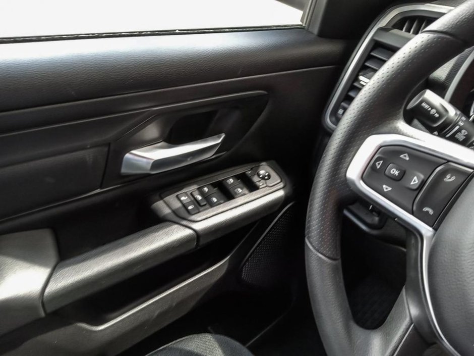 2025 Ram 1500 TRADESMAN SPORT IN BILLET METALLIC EQUIPPED WITH A 3.0L TWIN TURBO , 4X4 , 8SPD AUTO , TRADESMAN LVL 1 , SPORT APPEARANCE PCKG ,-15