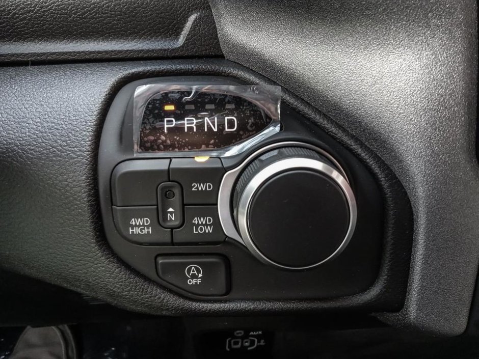 2025 Ram 1500 TRADESMAN SPORT IN BILLET METALLIC EQUIPPED WITH A 3.0L TWIN TURBO , 4X4 , 8SPD AUTO , TRADESMAN LVL 1 , SPORT APPEARANCE PCKG ,-16