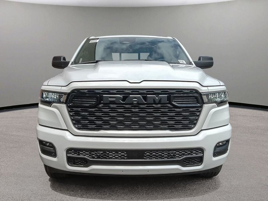 2025 Ram 1500 TRADESMAN SPORT IN BRIGHT WHITE EQUIPPED WITH A 3.6L V6 W/ETORQUE , 4X4 , 8SPD AUTO , TRADESMAN LVL 1 , SPORT APPEARANCE PCKG ,-1