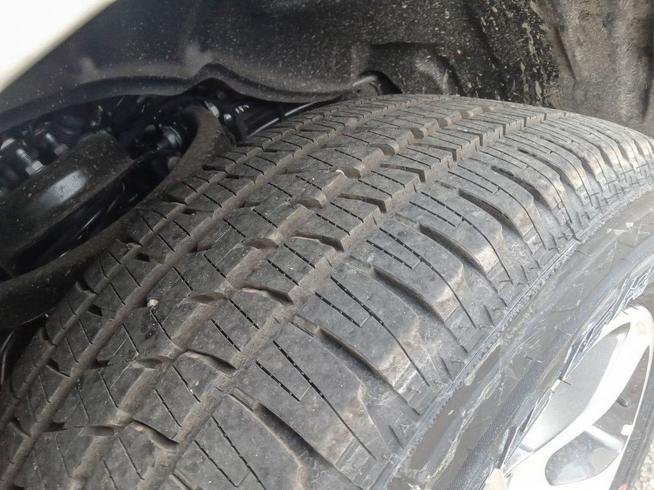 2025 Ram 1500 TRADESMAN SPORT IN BRIGHT WHITE EQUIPPED WITH A 3.6L V6 W/ETORQUE , 4X4 , 8SPD AUTO , TRADESMAN LVL 1 , SPORT APPEARANCE PCKG ,-6