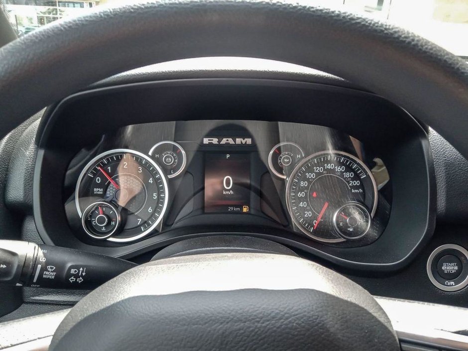 2025 Ram 1500 TRADESMAN SPORT IN BRIGHT WHITE EQUIPPED WITH A 3.6L V6 W/ETORQUE , 4X4 , 8SPD AUTO , TRADESMAN LVL 1 , SPORT APPEARANCE PCKG ,-13