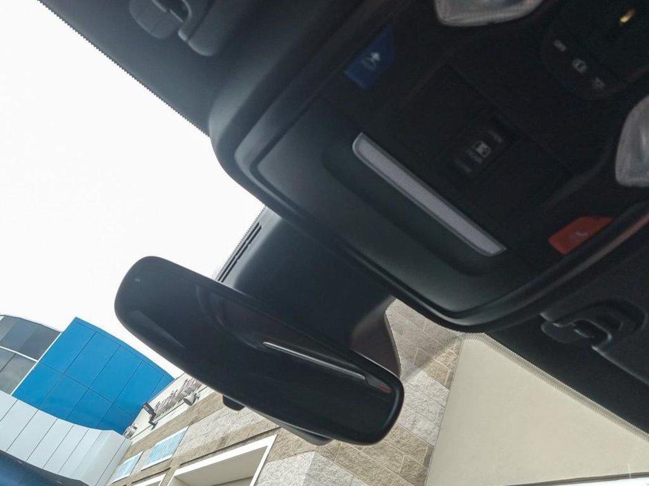 2025 Ram 1500 TRADESMAN SPORT IN BRIGHT WHITE EQUIPPED WITH A 3.0L TWIN TURBO I6 , 4X4 , 8SPD AUTO , TRADESMAN LVL 1 , SPORT APPEARANCE PCKG ,-19