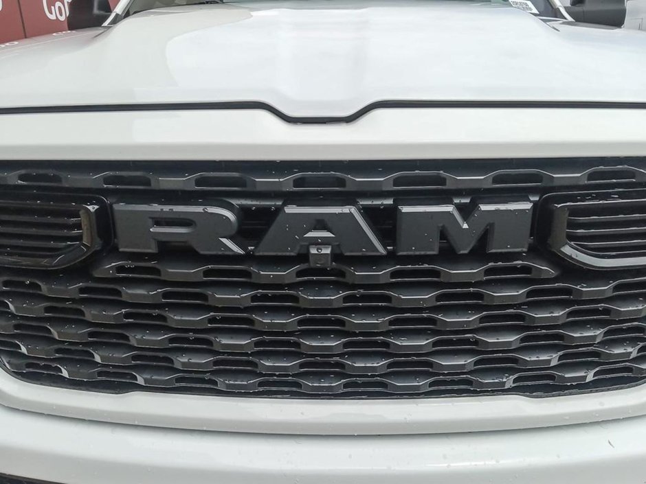 2025 Ram 1500 TRADESMAN SPORT IN BRIGHT WHITE EQUIPPED WITH A 3.0L TWIN TURBO I6 , 4X4 , 8SPD AUTO , TRADESMAN LVL 1 , SPORT APPEARANCE PCKG ,-8