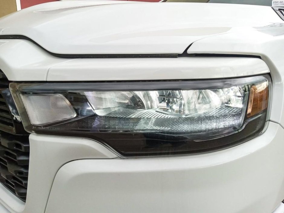 2025 Ram 1500 TRADESMAN SPORT IN BRIGHT WHITE EQUIPPED WITH A 3.6L V6 W/ETORQUE , 4X4 , 8SPD AUTO , TRADESMAN LVL 1 , SPORT APPEARANCE PCKG-7