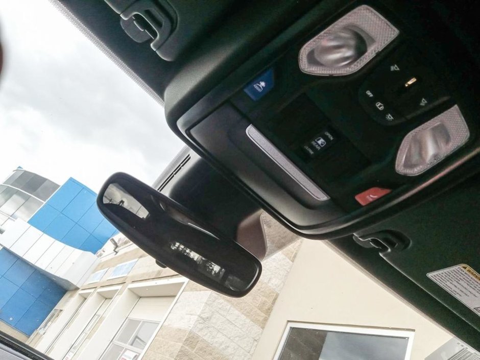 2025 Ram 1500 TRADESMAN SPORT IN BRIGHT WHITE EQUIPPED WITH A 3.6L V6 W/ETORQUE , 4X4 , 8SPD AUTO , TRADESMAN LVL 1 , SPORT APPEARANCE PCKG-19