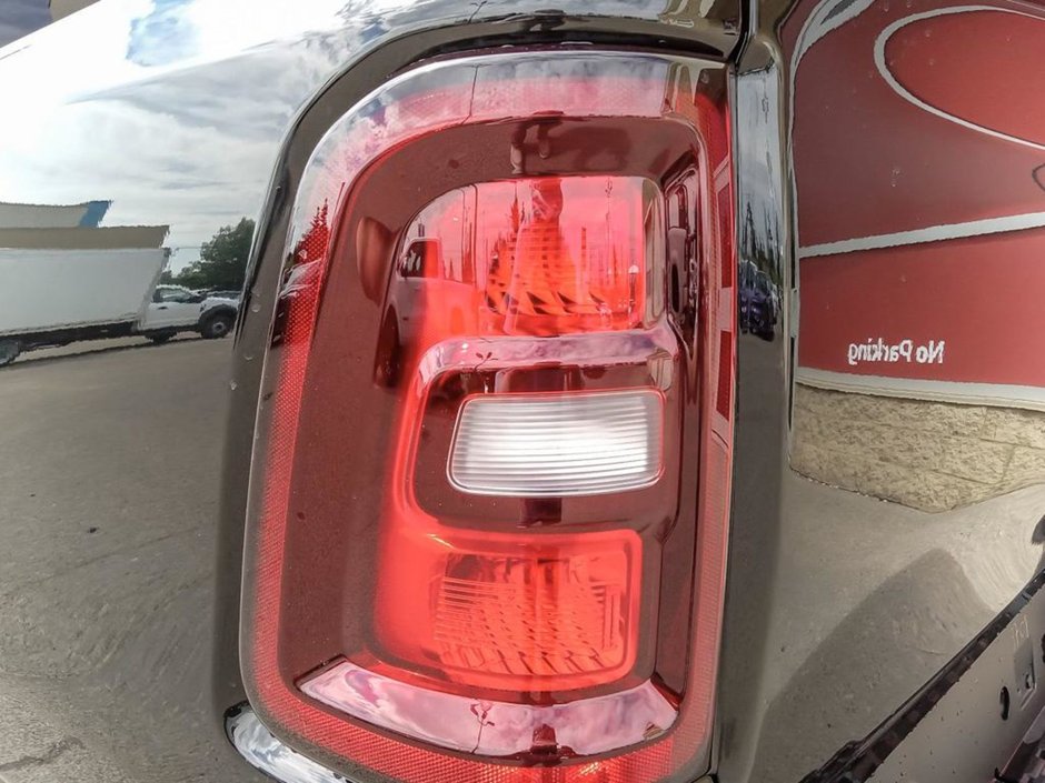 2025 Ram 1500 TRADESMAN SPORT IN DIAMOND BLACK EQUIPPED WITH A 3.6L V6 W/ETORQUE , 4X4 , 8SPD AUTO , TRADESMAN LVL 1 , SPORT APPEARANCE PCKG ,-10