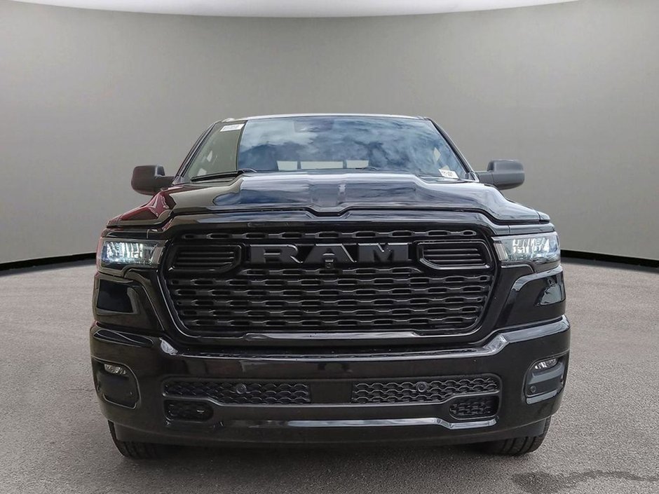 2025 Ram 1500 TRADESMAN SPORT IN DIAMOND BLACK EQUIPPED WITH A 3.6L V6 W/ETORQUE , 4X4 , 8SPD AUTO , TRADESMAN LVL 1 , SPORT APPEARANCE PCKG ,-1